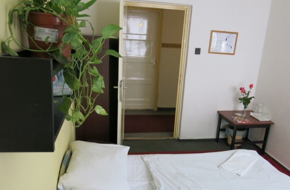 Dominik Panzio Bed & Breakfast Budapest Eksteriør bilde